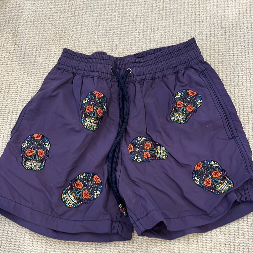 Men’s skull bathing suit size small
